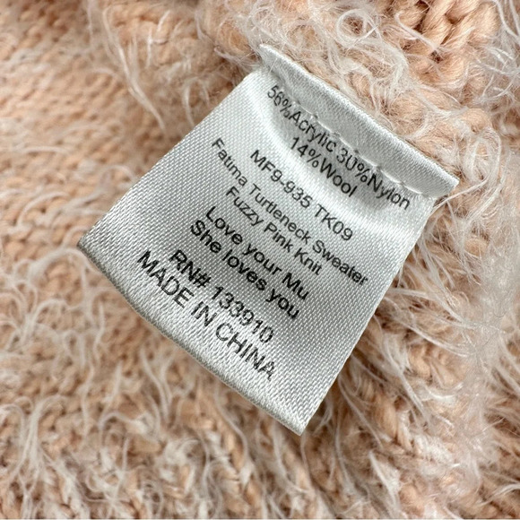 Show Me Your Mumu Fatima Turtleneck Sweater Fuzzy Pink Knit Wool Blend Size S - Picture 14 of 16